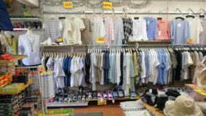 婦人カジュアル売場